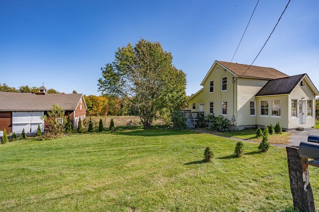 375 Leyden Road Greenfield, MA 01301 - Photo 3 of 40 Gallery Image 3
