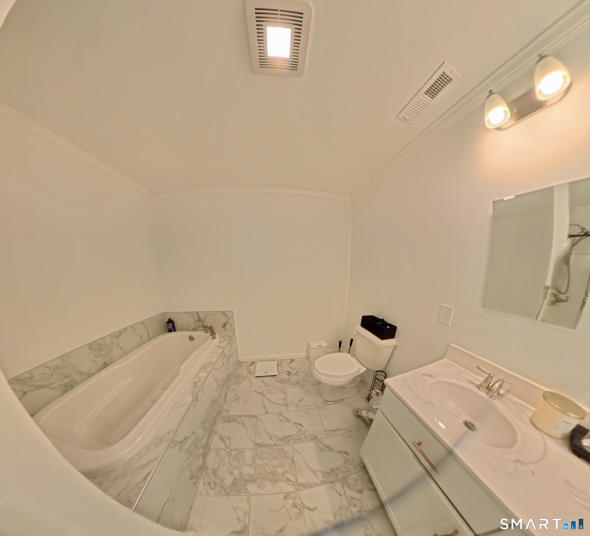 156 Dayton Road Bridgeport, CT 06606 - Photo 18 of 25 Gallery Image 18