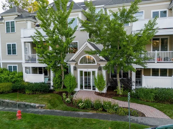 $745,000 | 122 Johnson Woods Drive, Unit 103, Reading, MA 01867