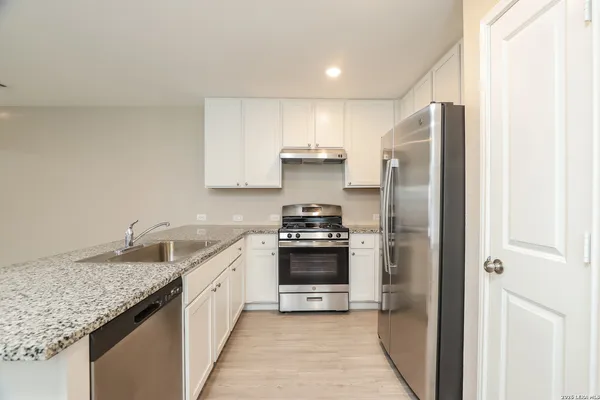 $1,385 | 7275 Plow, San Antonio, TX 78252