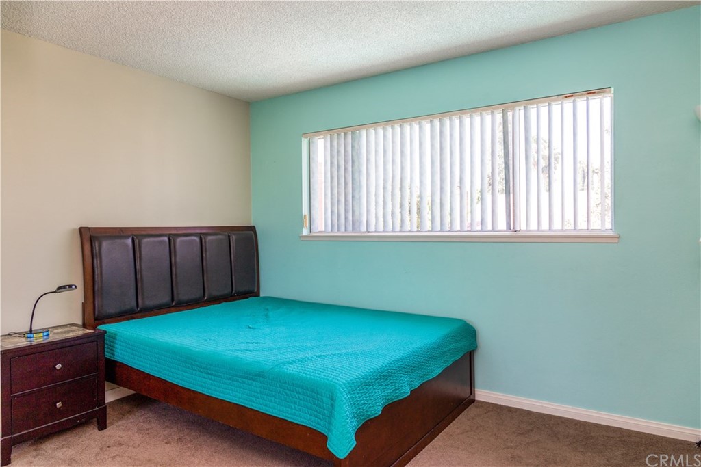 331 Bagnall Avenue Placentia, CA 92870 - Photo 24 of 37 a room with a bed and window