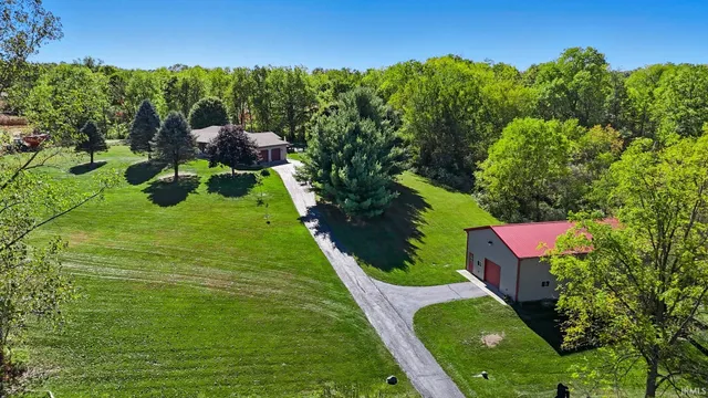 $1,200,000 | 2340 East 125 North, Albion, IN 46701