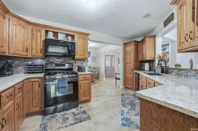 $1,200,000 | 2340 East 125 North, Albion, IN 46701