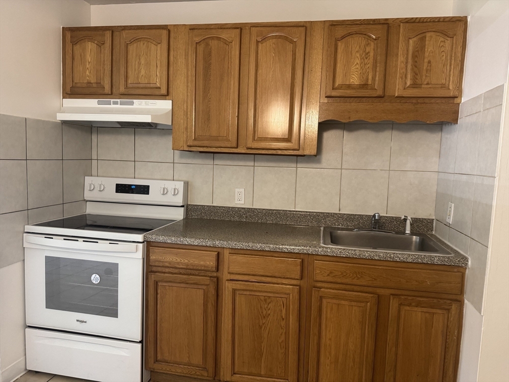 126 Beaver Street, Unit 146 Framingham, MA 01702 - Photo 12 of 24