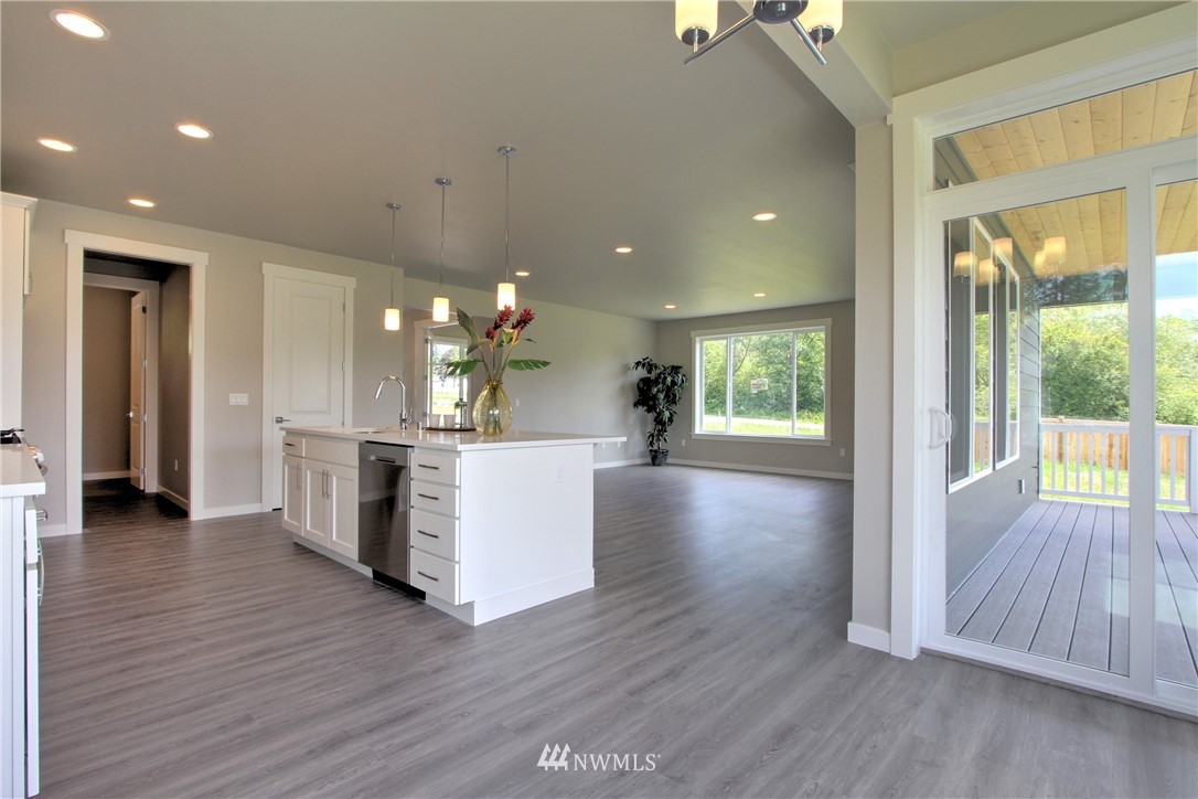 3226 Creswell Road, Unit 12 Snohomish, WA 98290 - Photo 5 of 25 Gallery Image 5