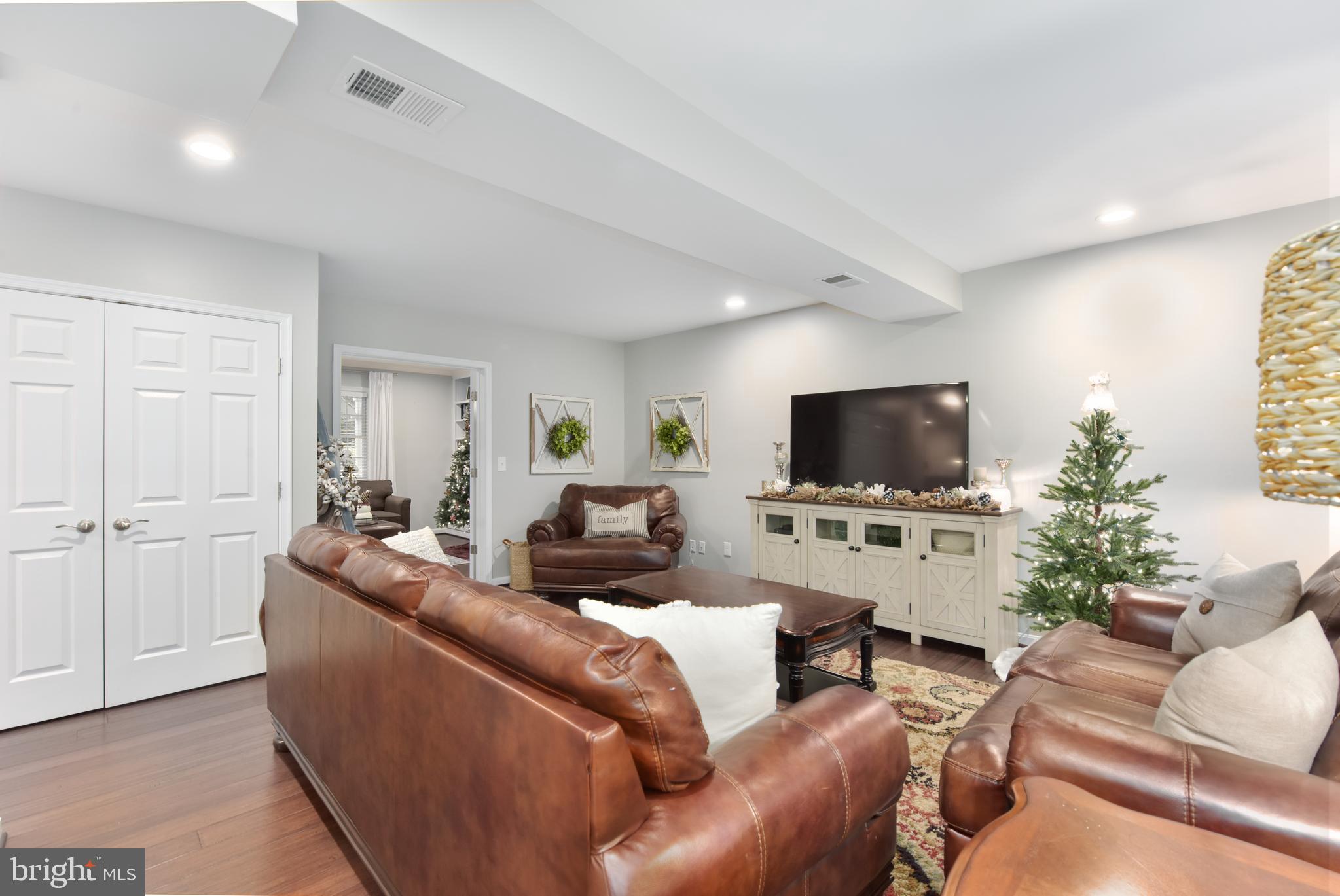 8713 Fort Hunt Road Alexandria, VA 22308 - Photo 17 of 52 Gallery Image 17