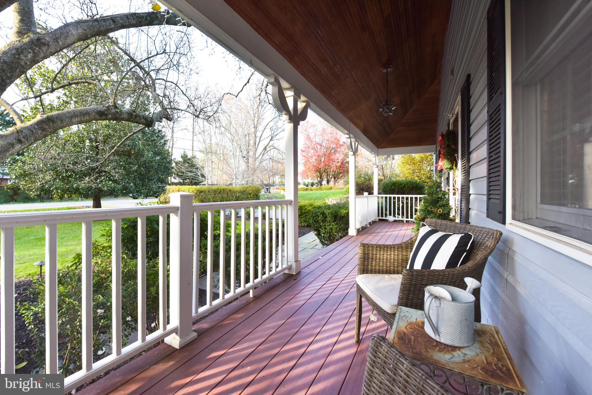 8713 Fort Hunt Road Alexandria, VA 22308 - Photo 5 of 52 Gallery Image 5