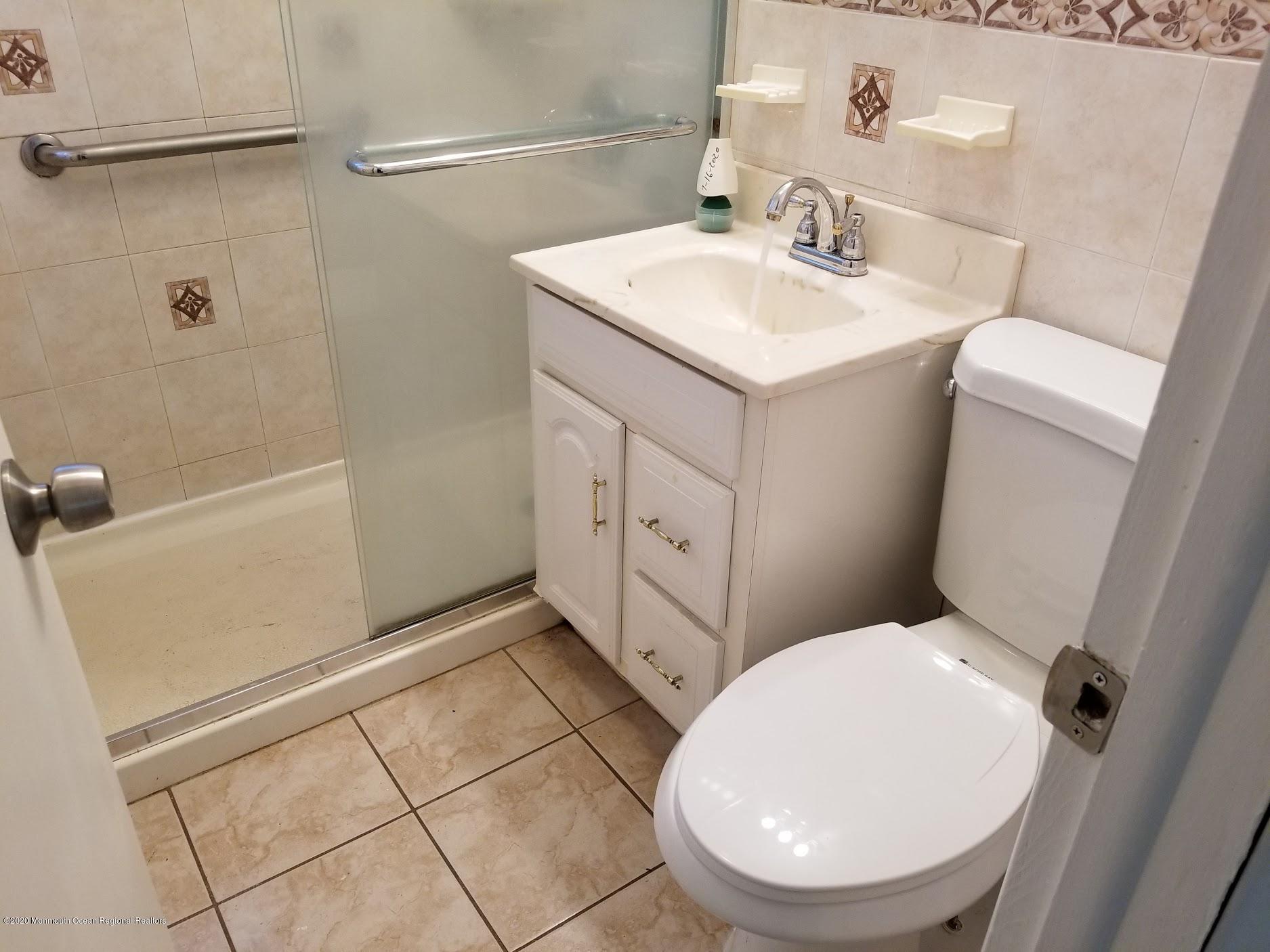 889 Harrison Road Toms River, NJ 08753 - Photo 14 of 29 889 Harrison Bathroom