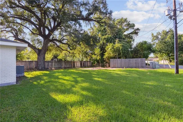 $214,900 | 2700 Dolores Drive, Marrero, LA 70072