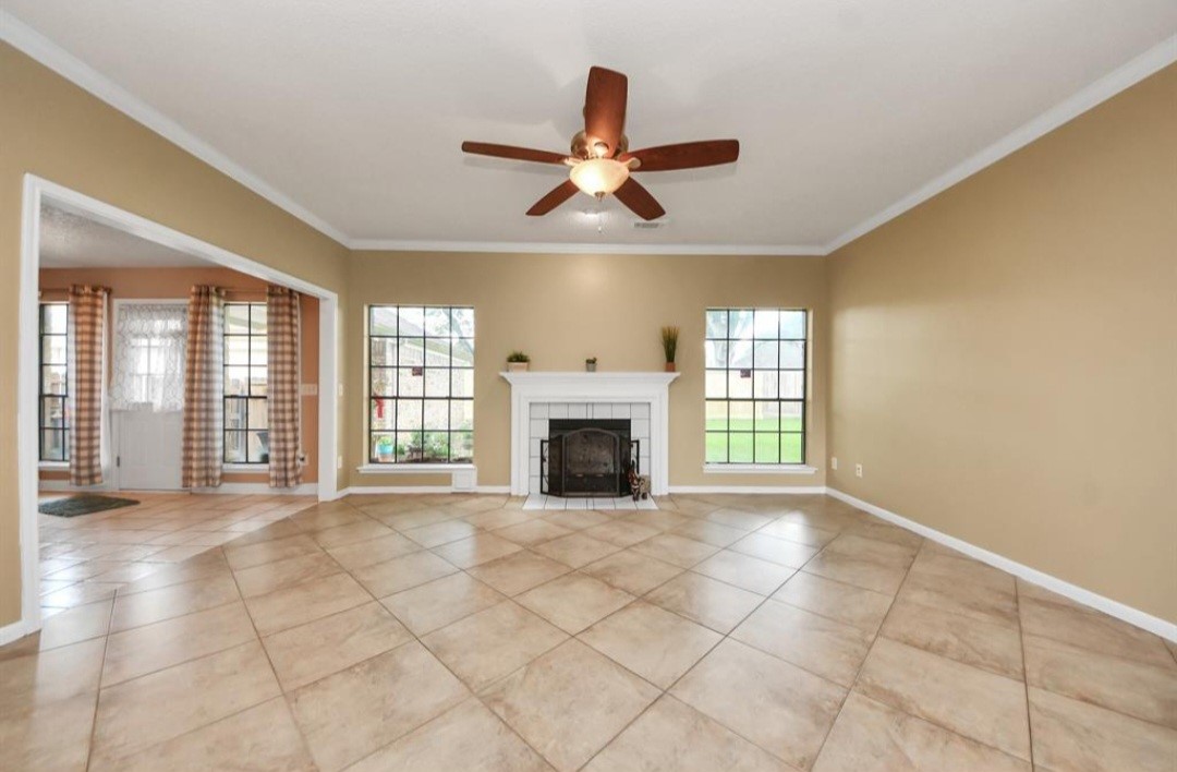 3107 Dulaney Road Houston, TX 77084 - Photo 12 of 47 Living room