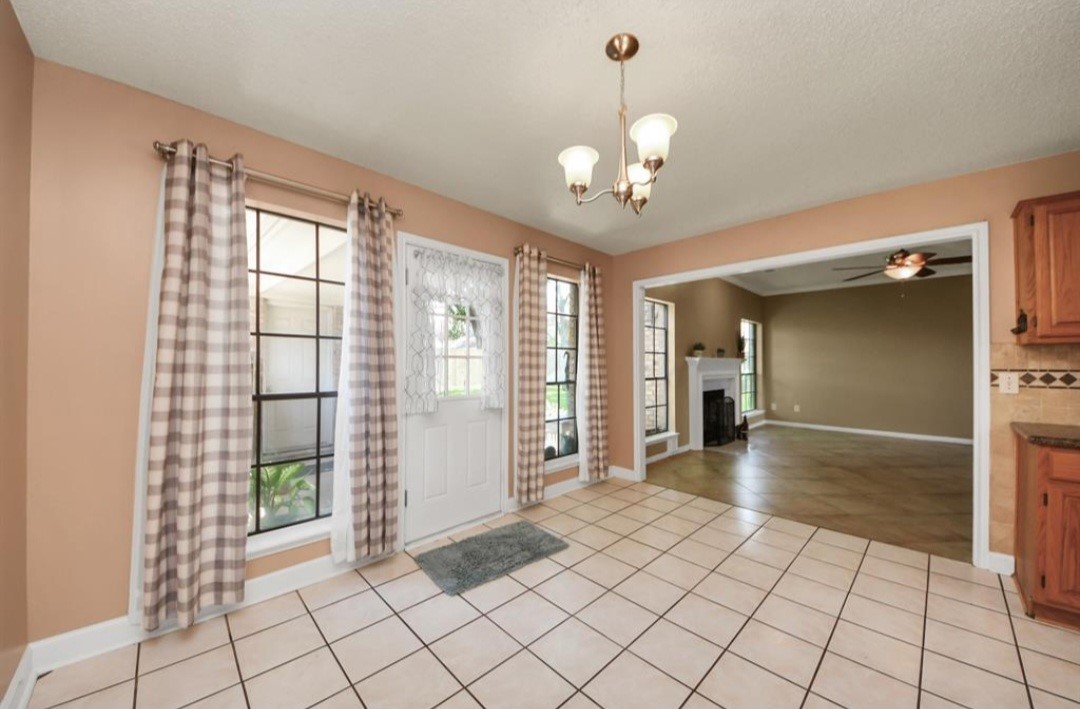 3107 Dulaney Road Houston, TX 77084 - Photo 17 of 47 Breakfast area