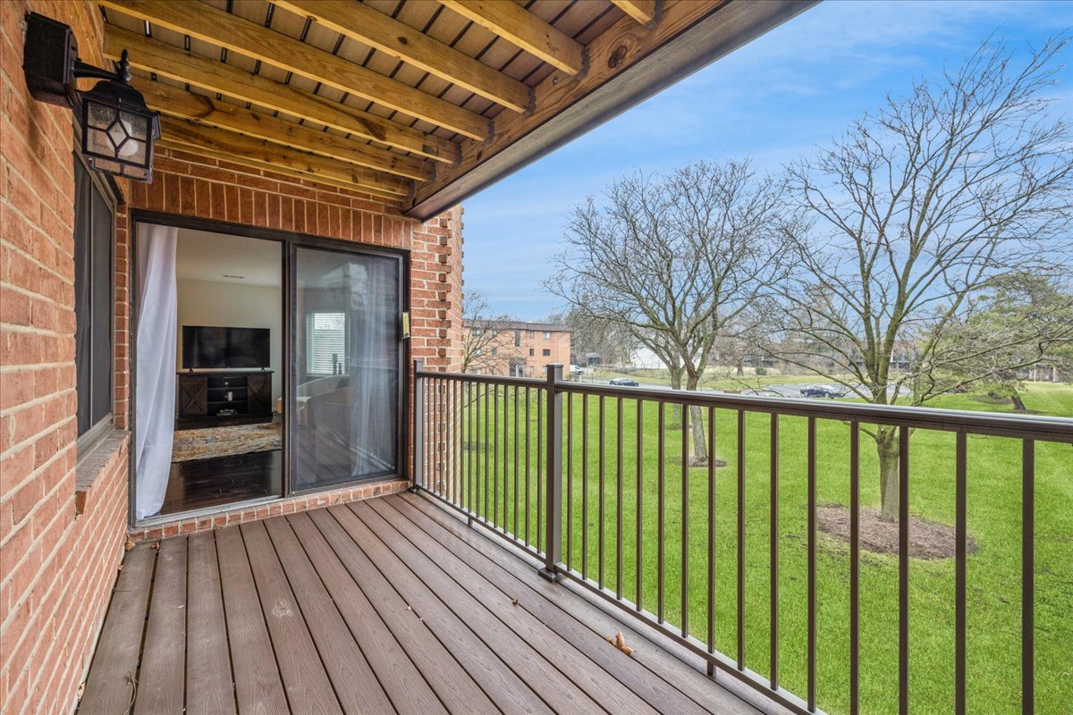 6425 Clarendon Hills Road, Unit 211 Willowbrook, IL 60527 - Photo 21 of 25