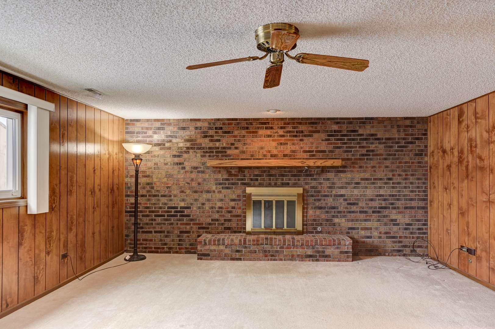 3484 Gilbert Court Crete, IL 60417 - Photo 14 of 18 a view of empty room with a fireplace