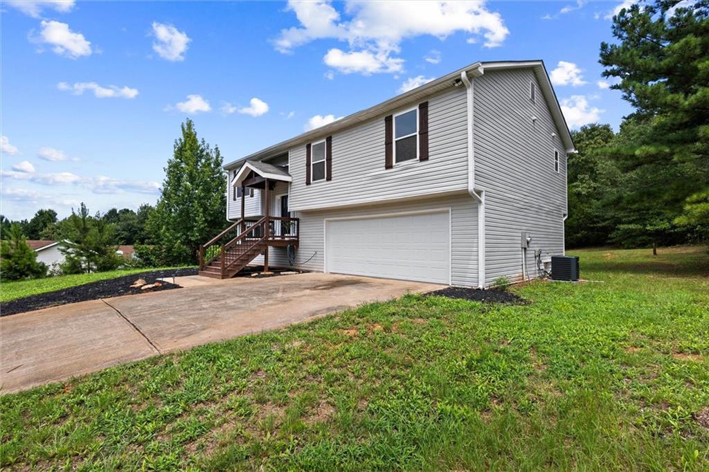 305 Hunters Trace Covington, GA 30014 - Photo 4 of 43 Gallery Image 4