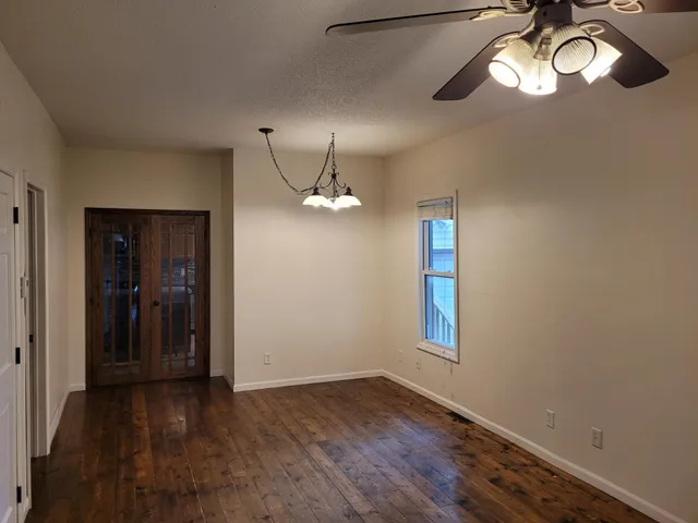 $177,000 | 118 East Colfax Street, Parkers Prairie, MN 56361