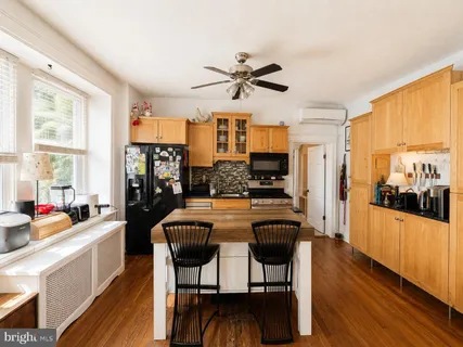 $399,900 | 149 1/2 Shurs Lane, Philadelphia, PA 19127