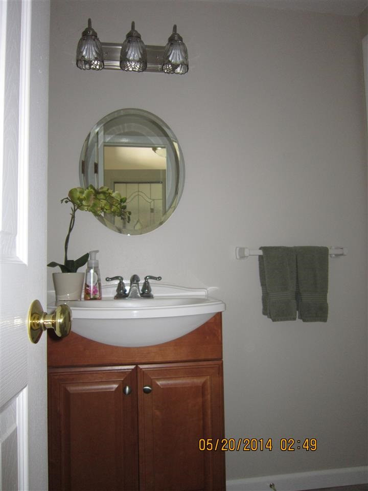 7 Haystack Road Clifton Park, NY 12065 - Photo 13 of 19 Powder Room for your pampered guests