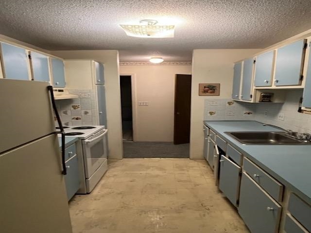 2 Strawberry Bank Road, Unit 4 Nashua, NH 03062 - Photo 5 of 11