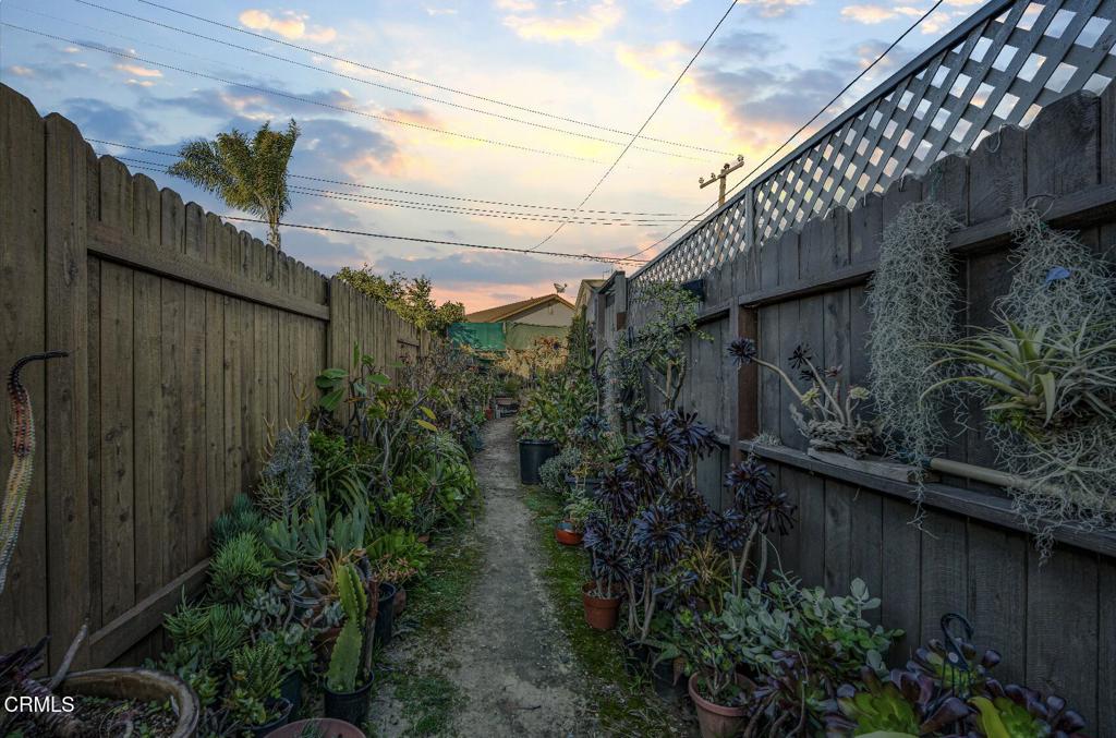 6445 Ralston Street Ventura, CA 93003 - Photo 29 of 50