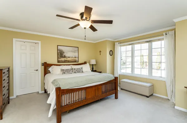$630,000 | 2112 Alice Lane Southwest, Rochester, MN 55902