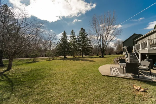 $630,000 | 2112 Alice Lane Southwest, Rochester, MN 55902