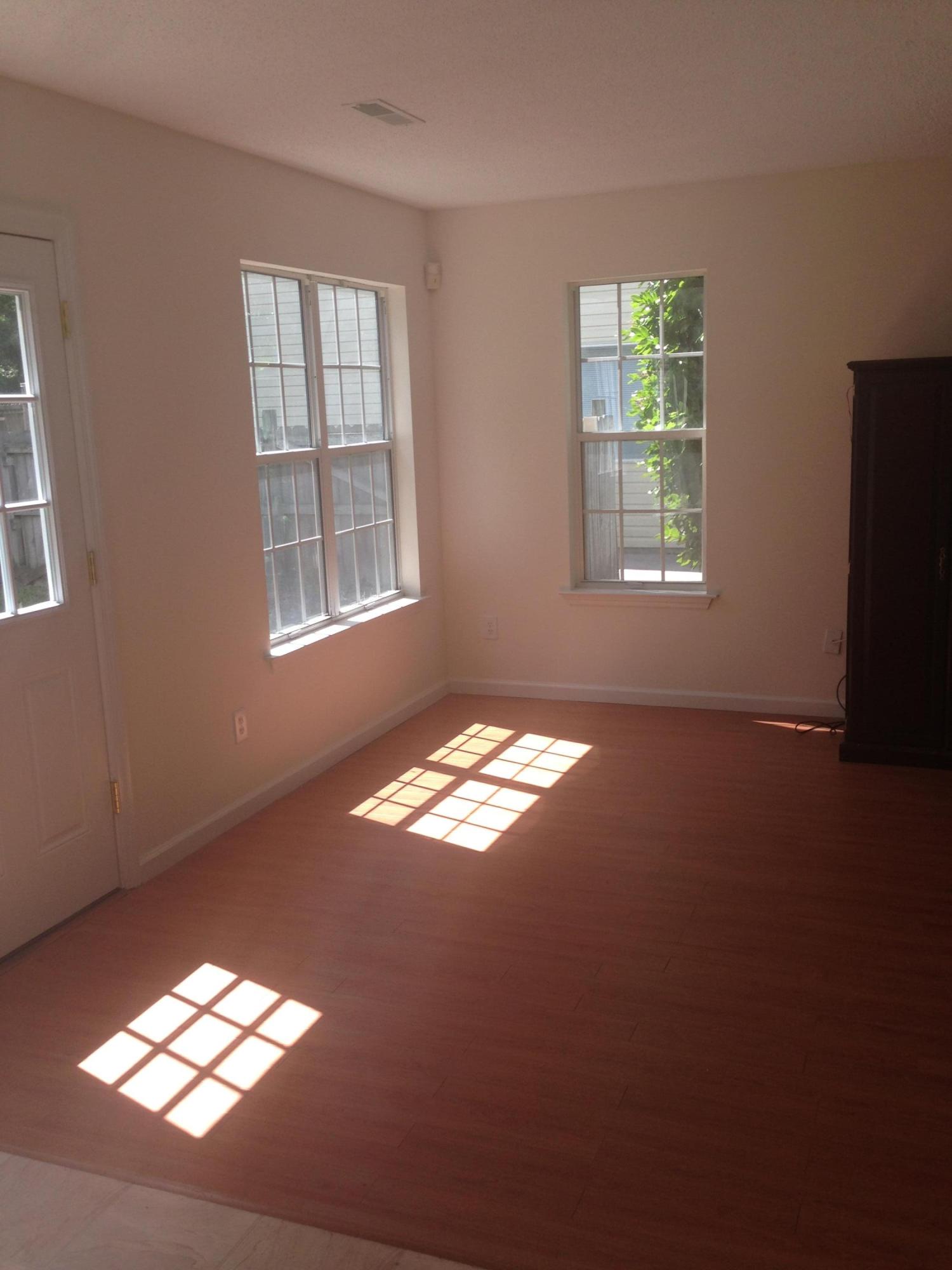 1313 Balcome Road Mount Pleasant, SC 29466 - Photo 5 of 10 balcome living room