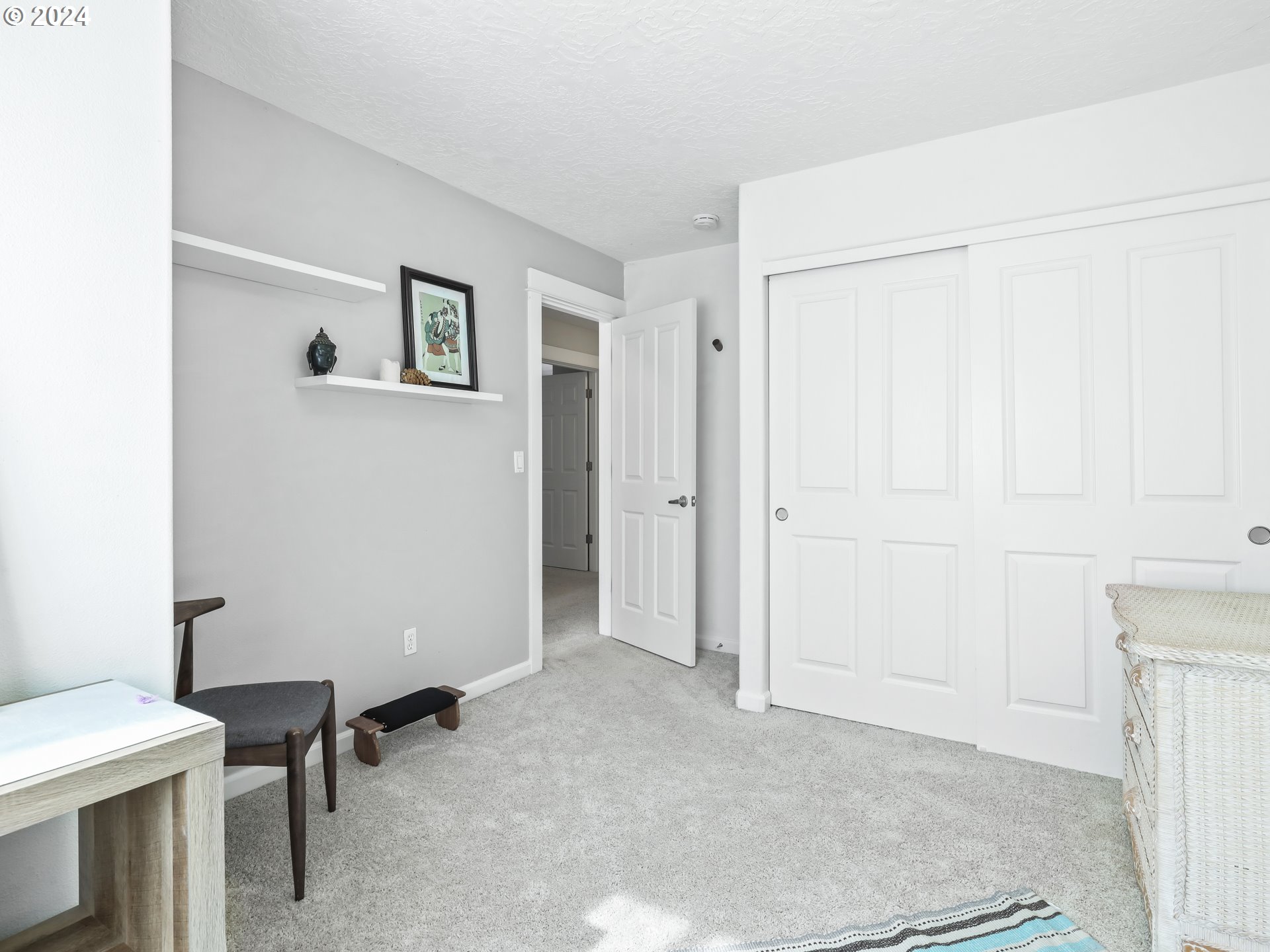 6924 Southeast Boise Street Portland, OR 97206 - Photo 33 of 45 a view of a room with a bench