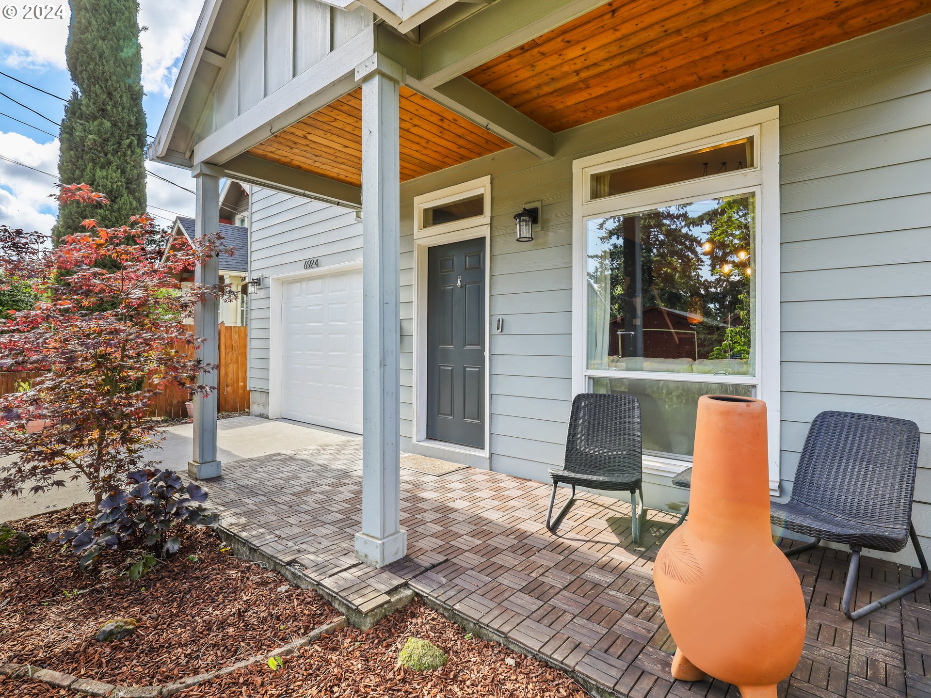 6924 Southeast Boise Street Portland, OR 97206 - Photo 44 of 45 a outdoor space view with a sitting space
