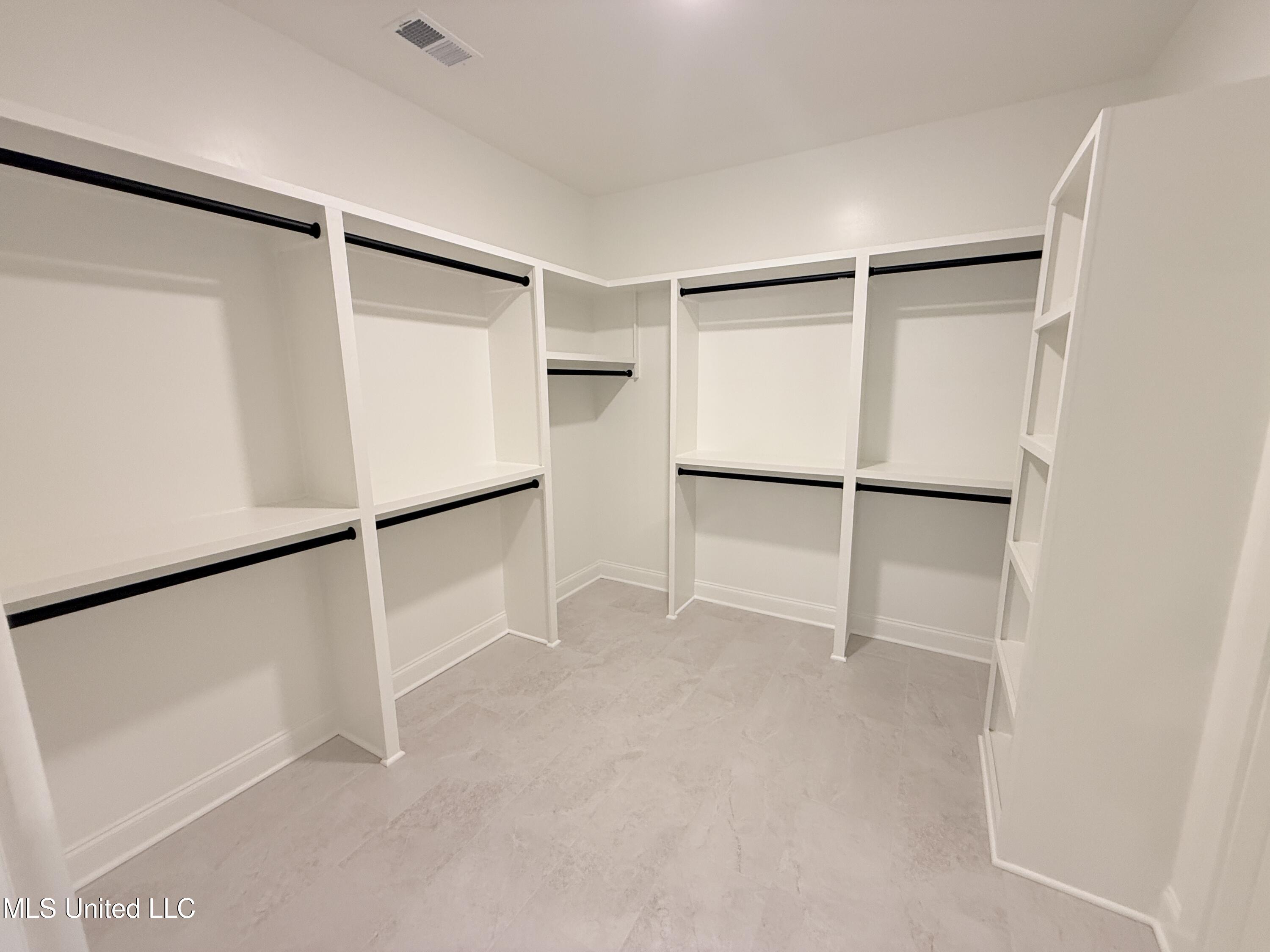 809 Wells Drive Hernando, MS 38632 - Photo 21 of 46 Teak