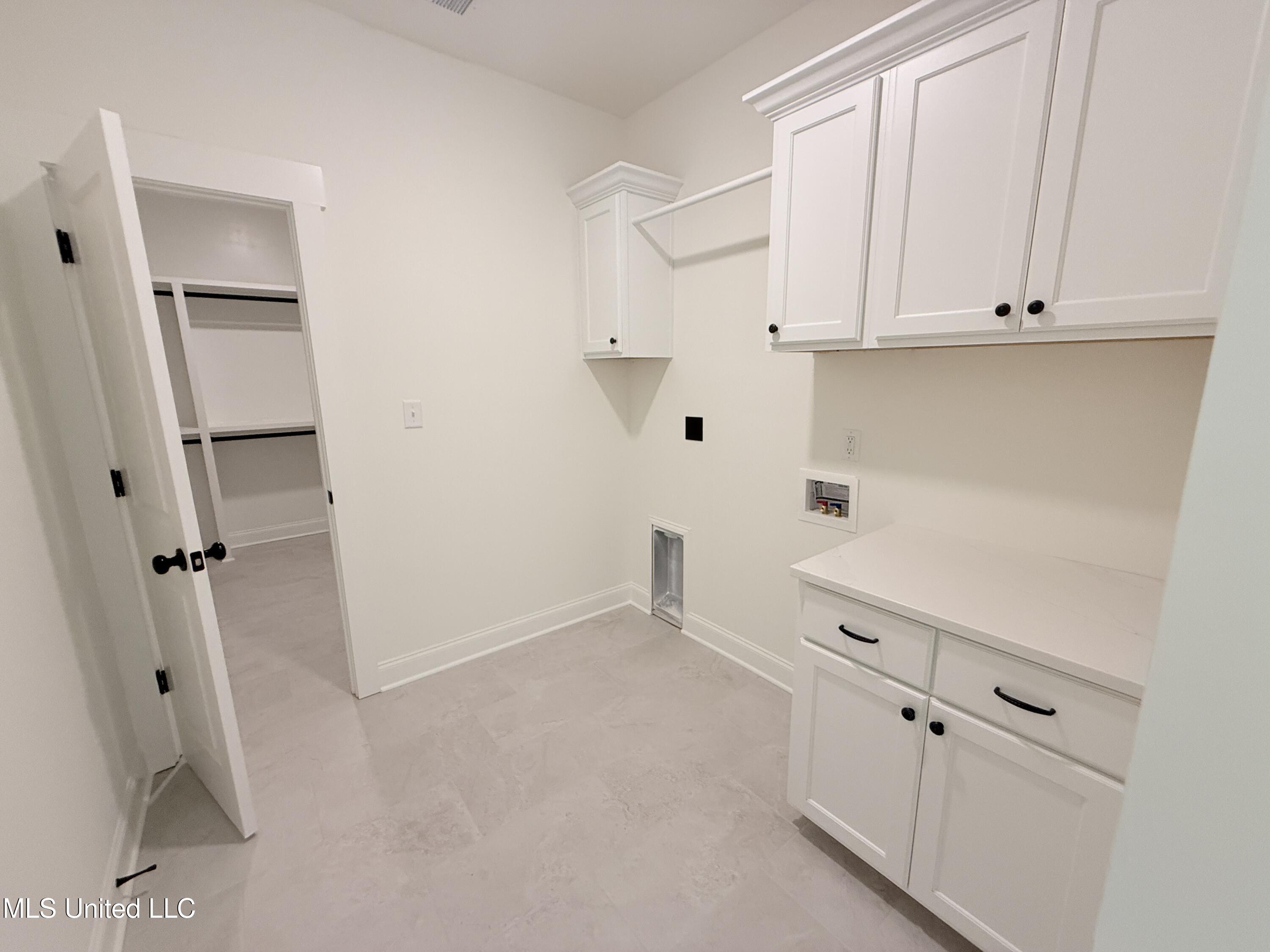 809 Wells Drive Hernando, MS 38632 - Photo 23 of 46 Teak