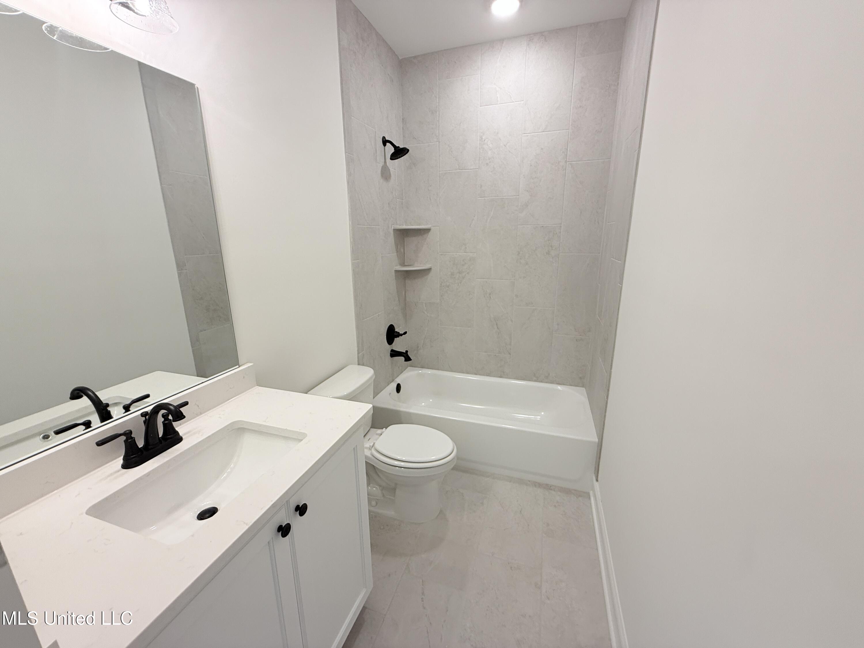 809 Wells Drive Hernando, MS 38632 - Photo 27 of 46 Teak