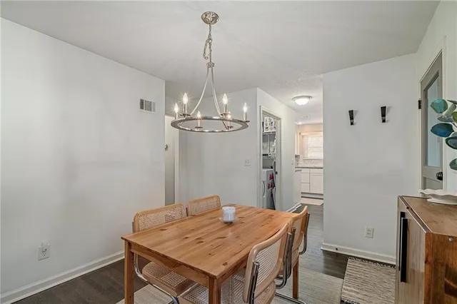 $250,000 | 7613 Locust Street, Kansas City, MO 64131