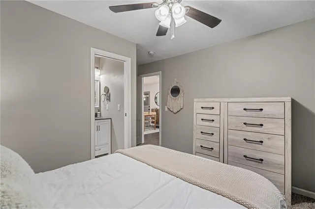 $250,000 | 7613 Locust Street, Kansas City, MO 64131