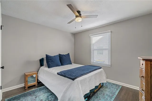 $250,000 | 7613 Locust Street, Kansas City, MO 64131