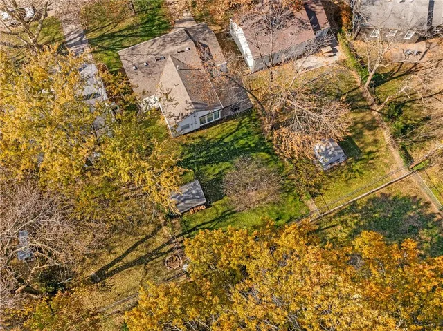 $250,000 | 7613 Locust Street, Kansas City, MO 64131