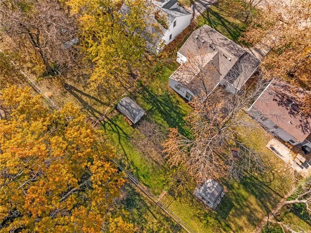 $250,000 | 7613 Locust Street, Kansas City, MO 64131