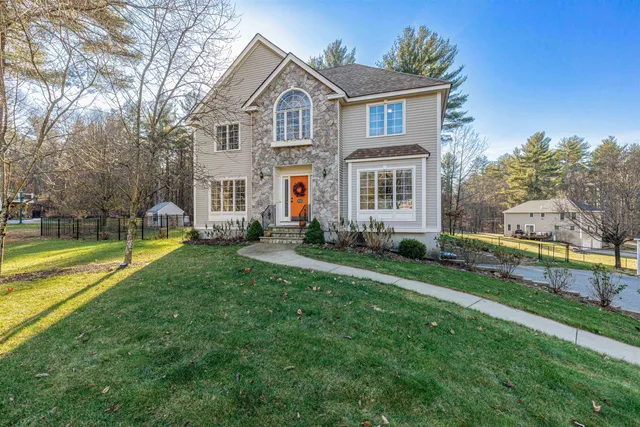 $775,000 | 171 Londonderry Road, Windham, NH 03087