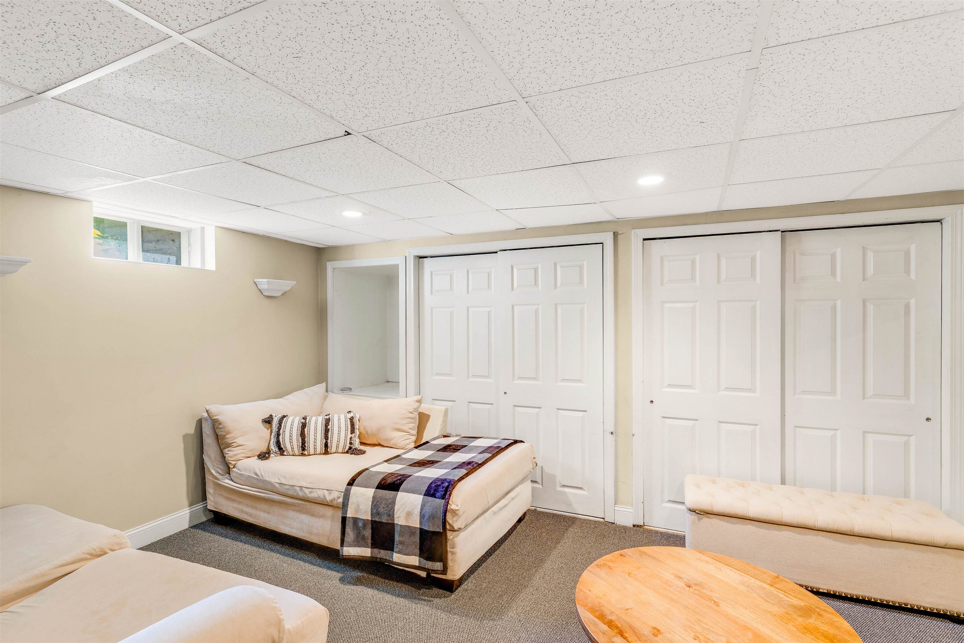 171 Londonderry Road Windham, NH 03087 - Photo 25 of 42