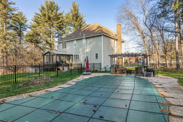 $775,000 | 171 Londonderry Road, Windham, NH 03087