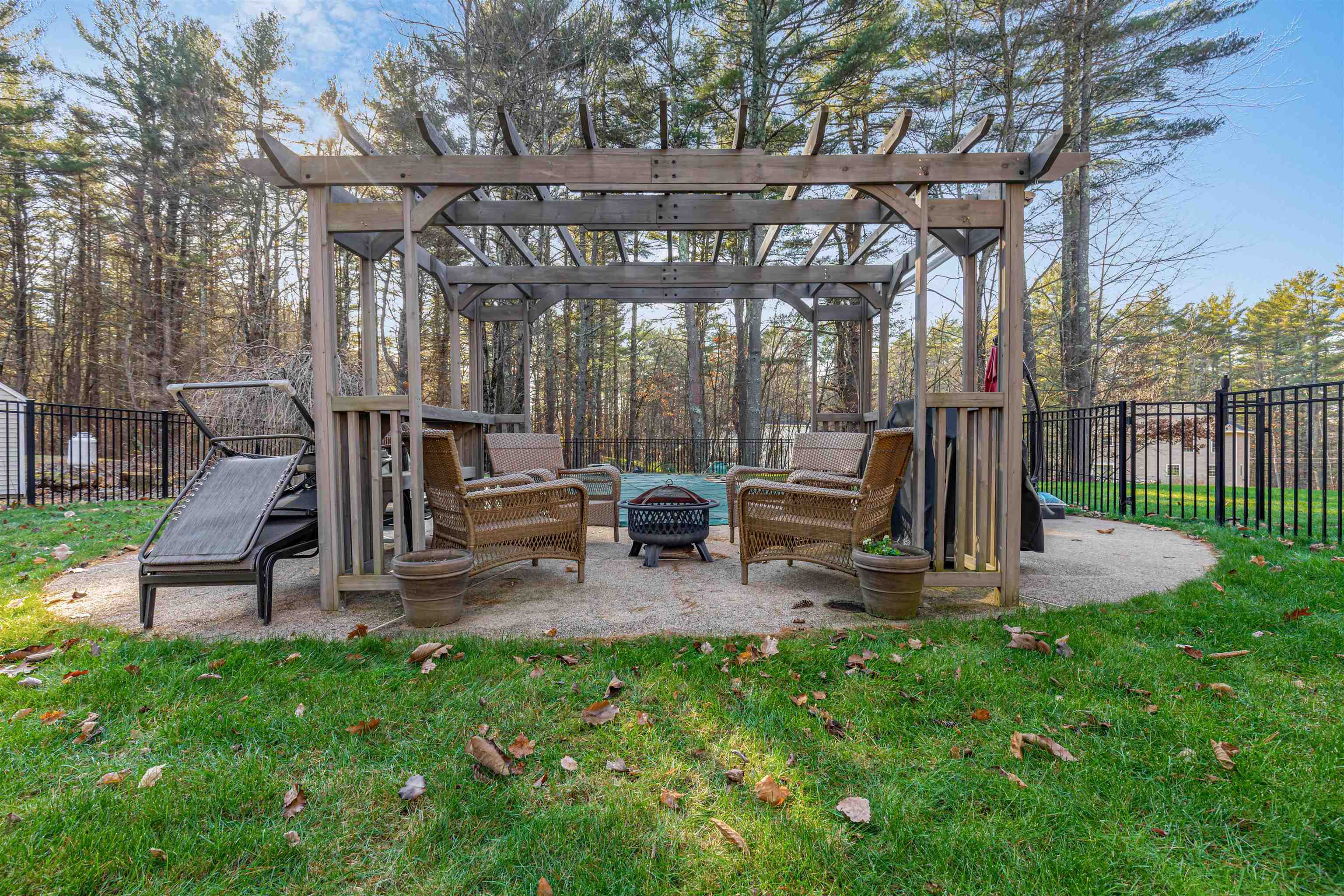 171 Londonderry Road Windham, NH 03087 - Photo 33 of 42