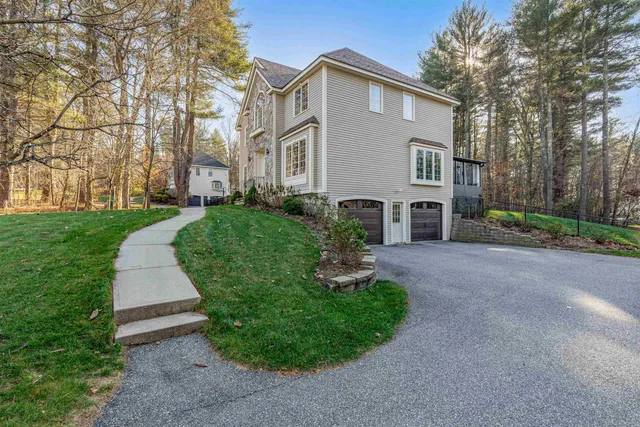 $775,000 | 171 Londonderry Road, Windham, NH 03087