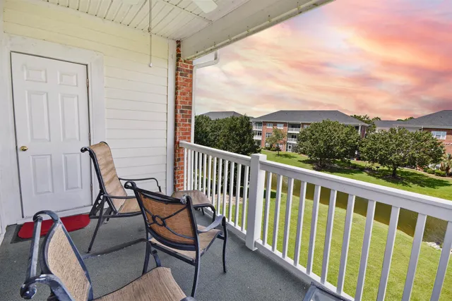 $175,000 | 3923 Gladiola Court, Unit 304, Myrtle Beach, SC 29588