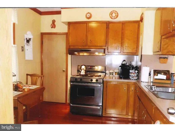 17 Van Duyn Drive Ewing, NJ 08618 - Photo 14 of 20