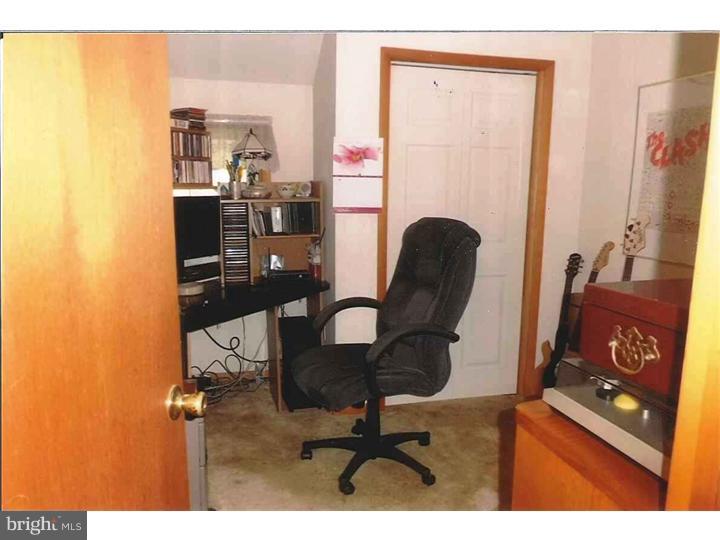 17 Van Duyn Drive Ewing, NJ 08618 - Photo 18 of 20