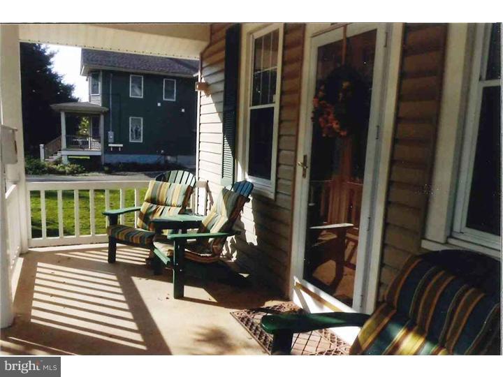 17 Van Duyn Drive Ewing, NJ 08618 - Photo 3 of 20