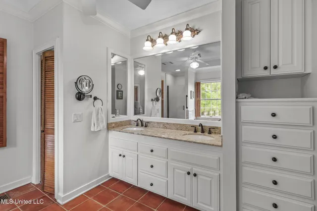 $749,500 | 398 Green Acres Drive, Canton, MS 39046