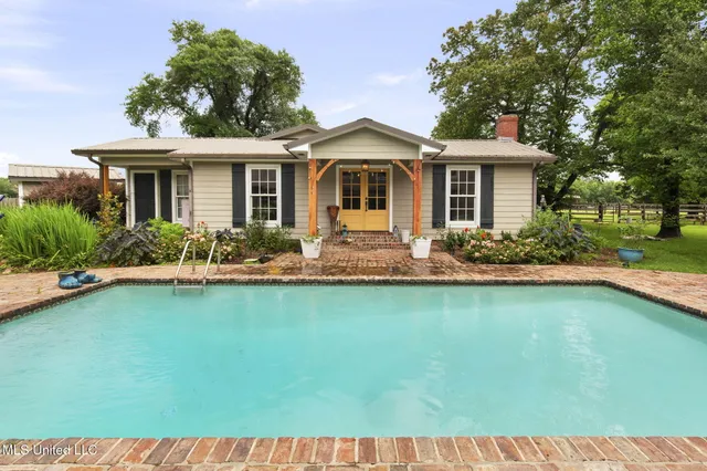 $749,500 | 398 Green Acres Drive, Canton, MS 39046