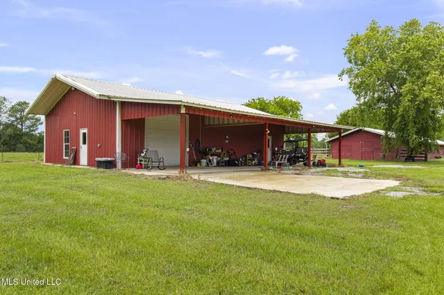 $749,500 | 398 Green Acres Drive, Canton, MS 39046