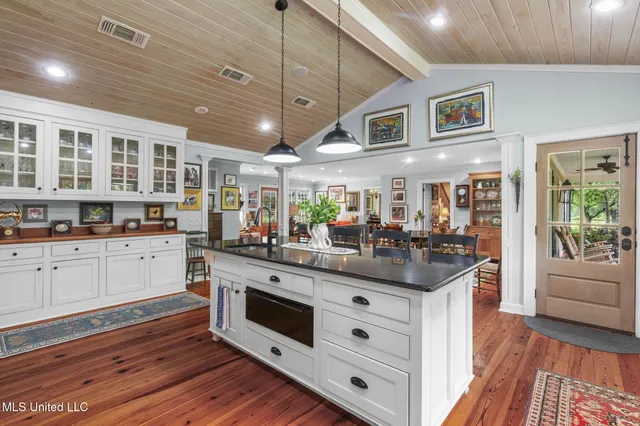 $749,500 | 398 Green Acres Drive, Canton, MS 39046