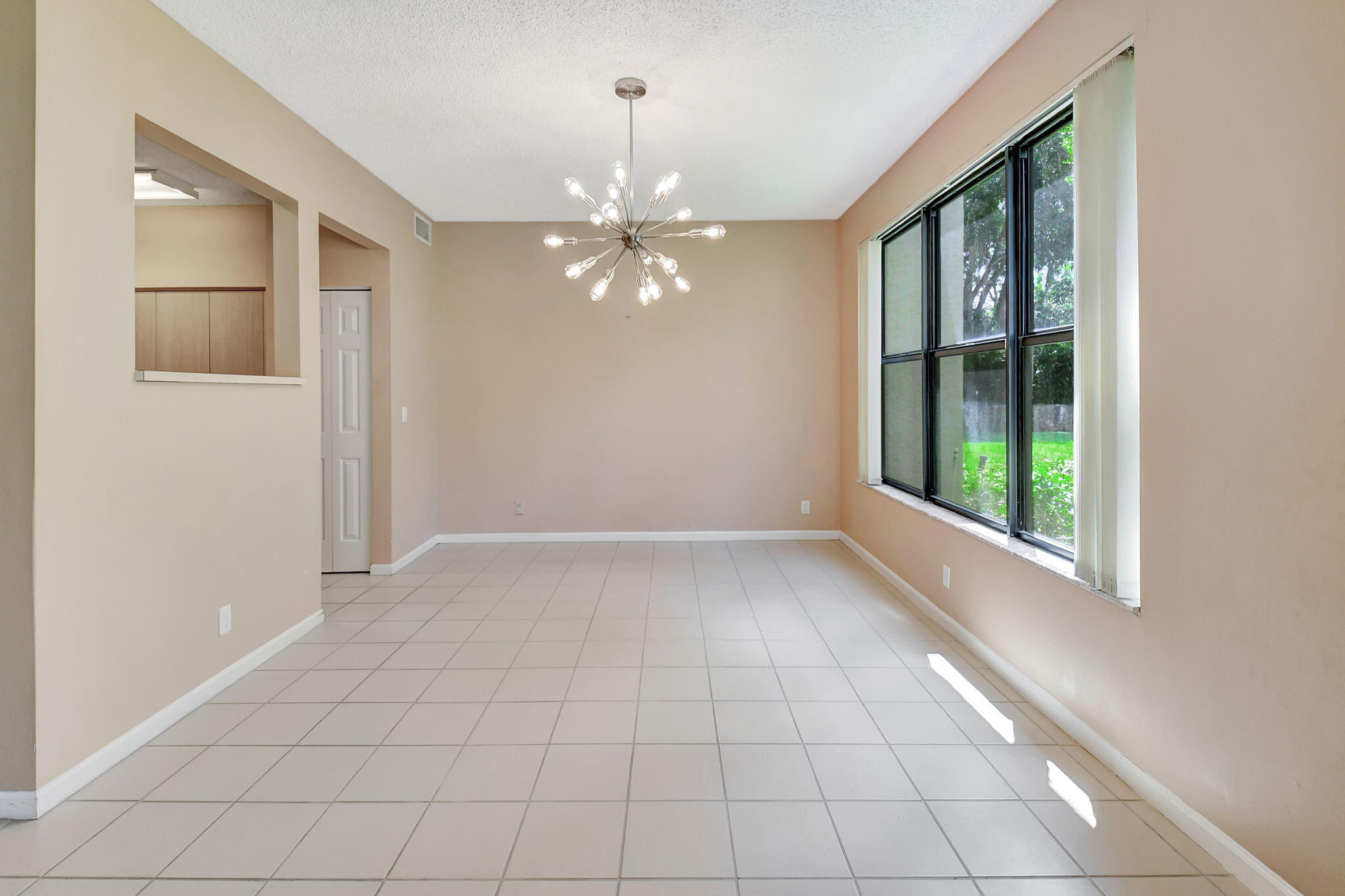5770 Coach House Circle, Unit D Boca Raton, FL 33486 - Photo 16 of 52 NEW SPARKLING LED CHANDELIER